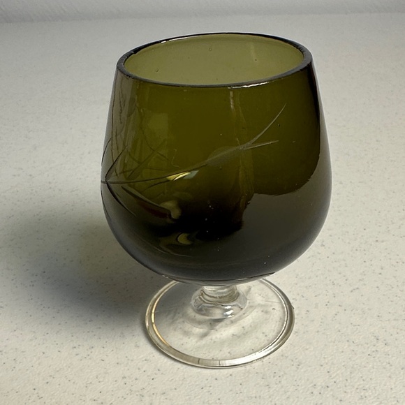 Green Glass Goblet - Picture 4 of 6